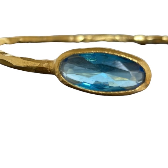 Gold Cuff Bracelet with Blue Crystal Stones - Picture 7 of 11